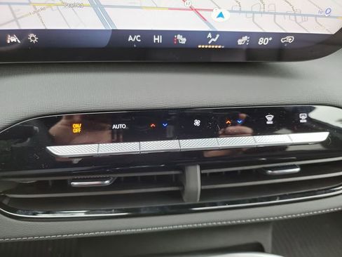 New 2026 Buick Enclave Sport Touring w/ Power Package AWD/4WD image 19