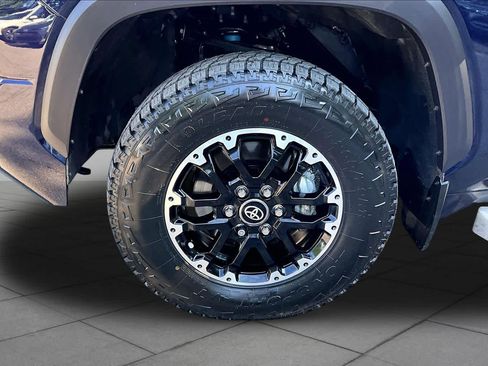 Certified 2025 Toyota Tundra SR5 w/ TRD Off-Road Package AWD/4WD image 11