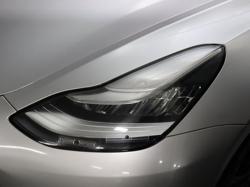 Used 2020 Tesla Model 3 Performance image 55