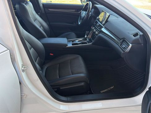 Used 2022 Honda Accord Sport image 13