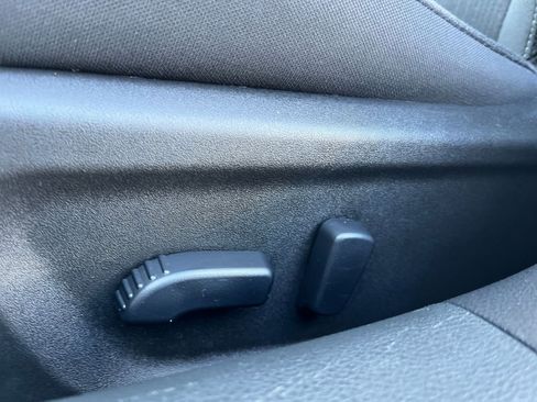 Used 2025 Nissan Altima 2.5 SV image 22