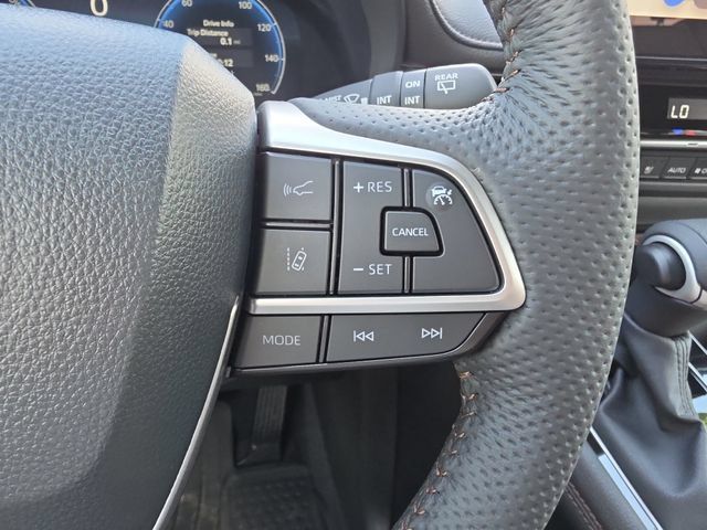 Used 2026 Toyota Sienna Limited FWD image 24