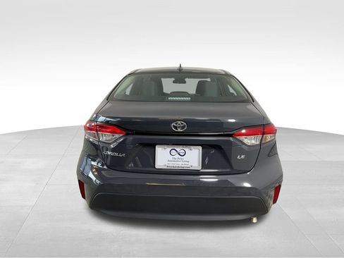 Used 2025 Toyota Corolla LE FWD image 8