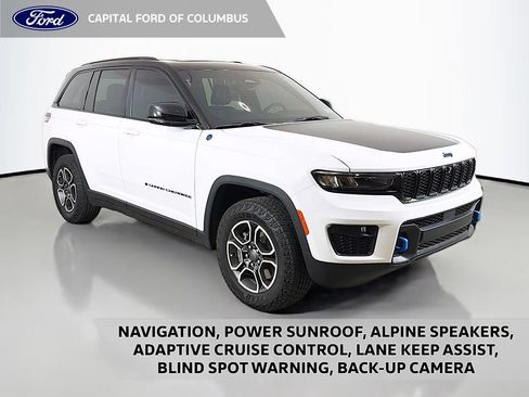Used 2023 Jeep Grand Cherokee Trailhawk AWD/4WD image 1