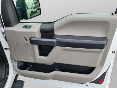 Certified 2018 Ford F150 XL w/ Equipment Group 101A Mid image 26