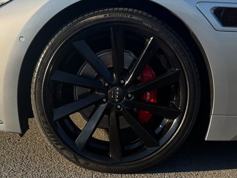 Used 2023 Lexus LS 500h AWD w/ Luxury Package image 11