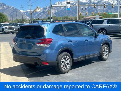 Used 2023 Subaru Forester Premium AWD/4WD image 4