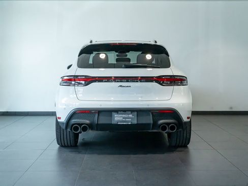 Certified 2026 Porsche Macan AWD/4WD image 6