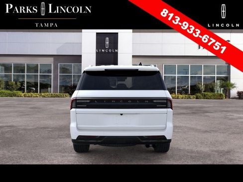 New 2026 Lincoln Navigator Reserve AWD/4WD image 5