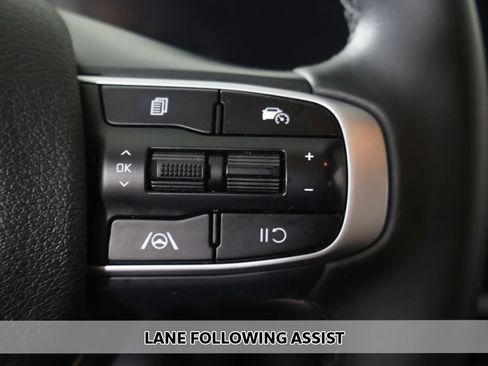 Used 2023 Kia Sportage EX FWD image 4