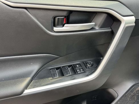 Used 2024 Toyota RAV4 XLE FWD image 18