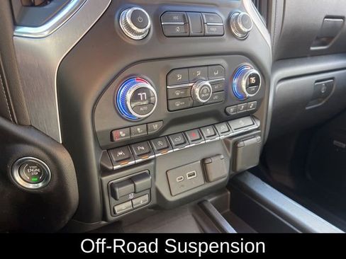 Used 2020 GMC Sierra 1500 SLT image 16