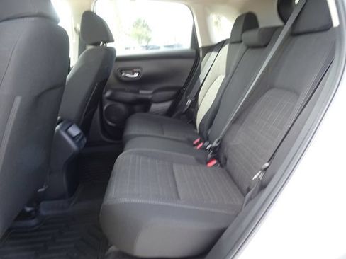 Certified 2025 Honda HR-V LX image 9