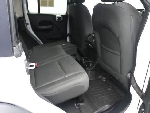 Used 2018 Jeep Wrangler Unlimited Sport S AWD/4WD image 24