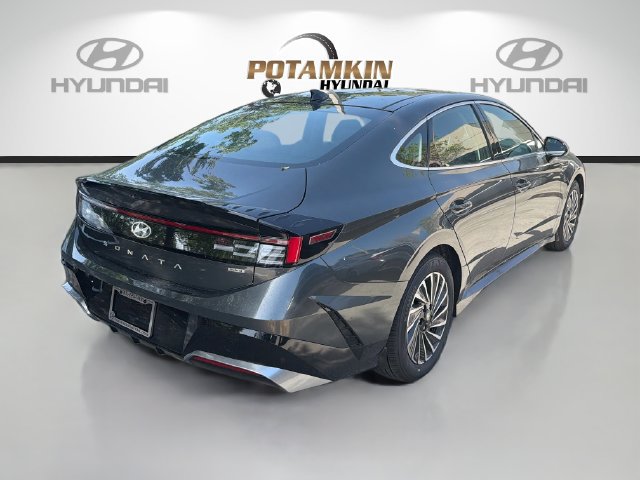 New 2026 Hyundai Sonata SEL FWD image 5
