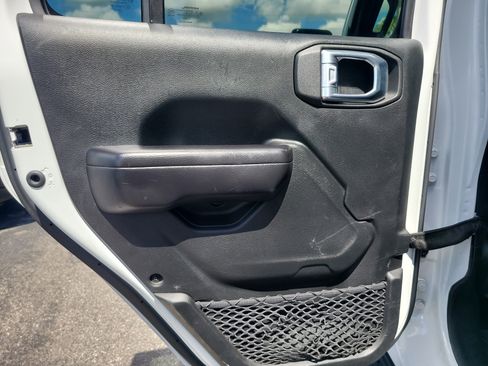 Used 2021 Jeep Wrangler Unlimited Sport image 10