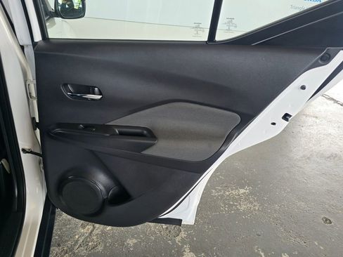 Used 2020 Nissan Kicks SV FWD image 51