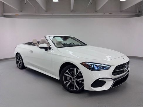 Certified 2025 Mercedes-Benz CLE 300 4MATIC Cabriolet image 3