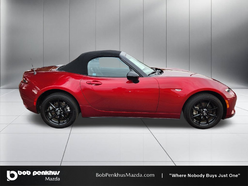 Used 2021 MAZDA MX-5 Miata Sport RWD image 24