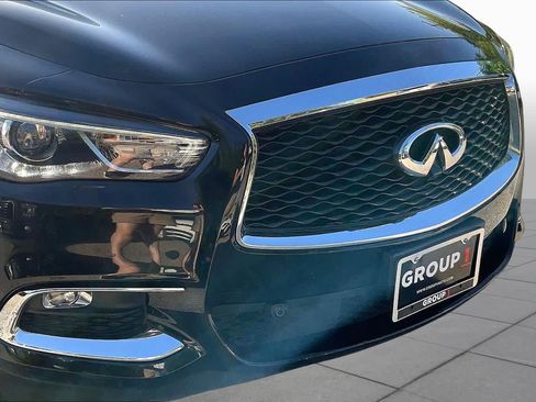 Used 2019 INFINITI QX60 Luxe w/ Sensory Package FWD image 30