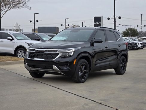 New 2026 Kia Seltos EX image 2