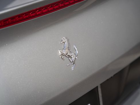 Used 2010 Ferrari California image 13