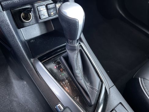 Used 2017 Toyota Corolla XLE w/ Carpet Mat Package (TMS) image 21