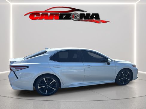 Used 2019 Toyota Camry XSE w/ Navigation Package FWD image 4