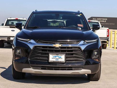 Used 2020 Chevrolet Blazer LT FWD image 2