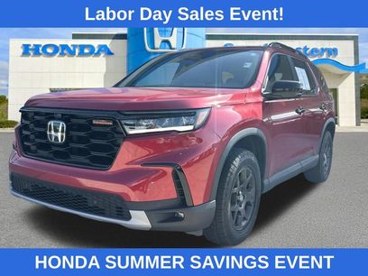 Used 2025 Honda Pilot TrailSport
