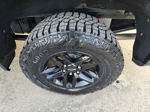 Used 2019 Chevrolet Silverado 1500 LT Trail Boss w/ Convenience Package image 33