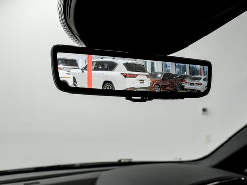 Used 2025 Ferrari Purosangue image 19