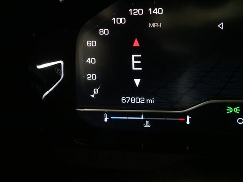 Used 2022 GMC Yukon Denali image 32