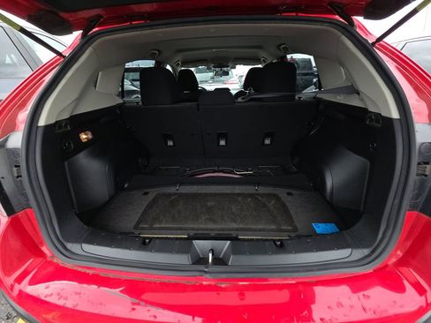 Used 2022 Subaru Crosstrek 2.0i image 4