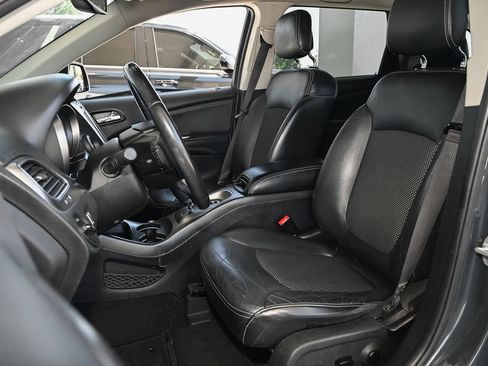 Used 2018 Dodge Journey Crossroad FWD image 20