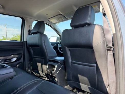 Used 2024 Ford Ranger Lariat w/ Advanced Towing Package RWD image 18