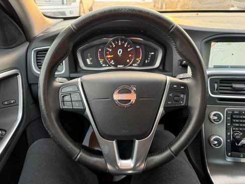 Used 2016 Volvo S60 T5 Premier FWD image 23
