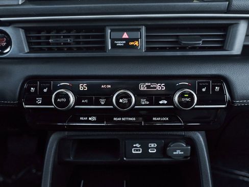 Used 2023 Honda Pilot Elite image 53