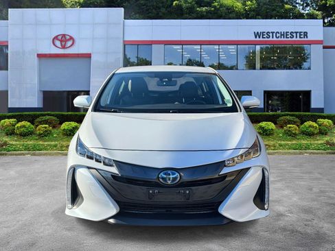 Certified 2021 Toyota Prius Prime XLE image 2