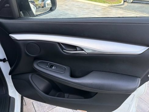 Used 2020 INFINITI QX50 Luxe w/ Navigation Package AWD/4WD image 17
