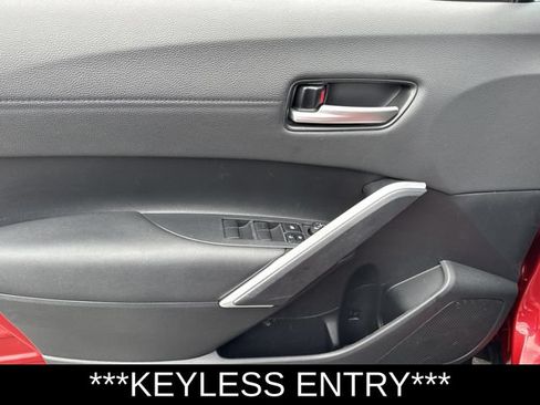 Used 2023 Toyota Corolla Cross XLE w/ Convenience Package AWD/4WD image 9