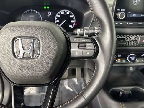 Certified 2025 Honda HR-V Sport image 14