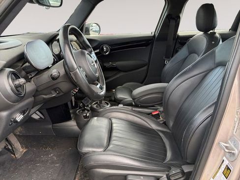 Used 2023 MINI Cooper S FWD image 9