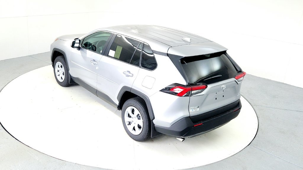 Certified 2025 Toyota RAV4 LE AWD/4WD image 16