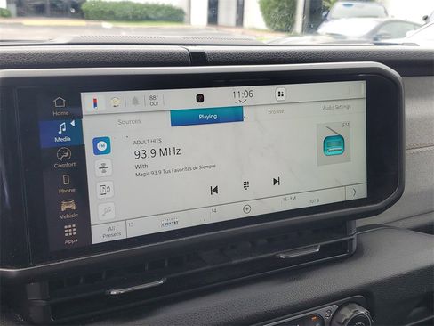 Used 2024 Jeep Gladiator Sport image 26