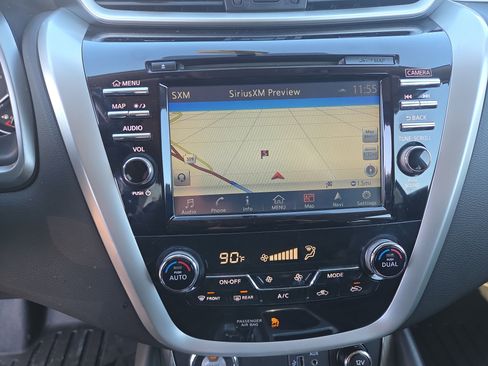 Used 2018 Nissan Murano Platinum image 24