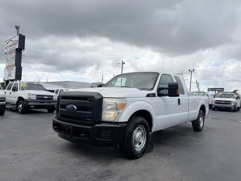 Used 2013 Ford F250 XL w/ PWR Equipment Group RWD image 1