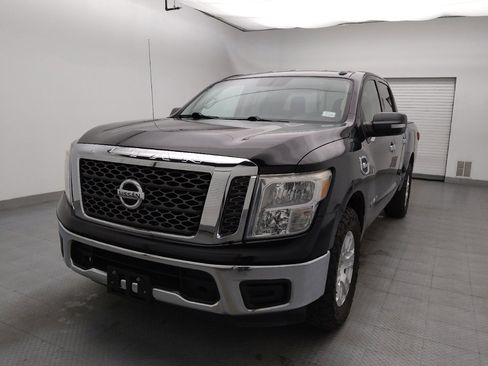 Used 2017 Nissan Titan SV RWD image 15