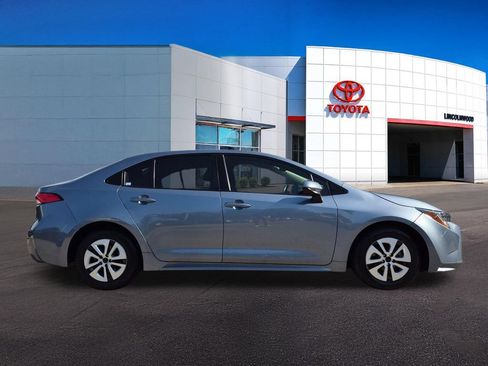 Used 2022 Toyota Corolla LE FWD image 8