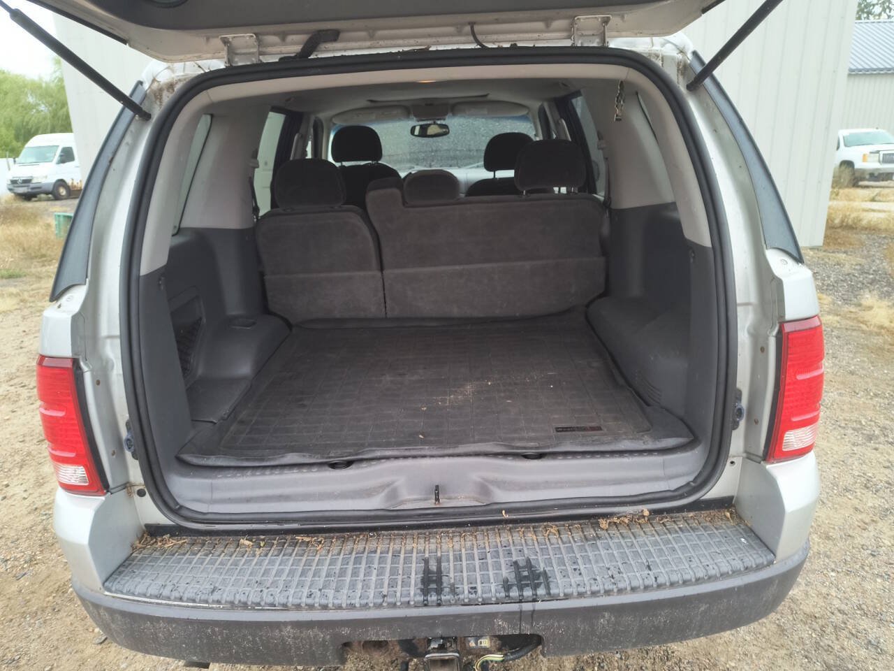 Used 2003 Ford Explorer XLT AWD/4WD image 23